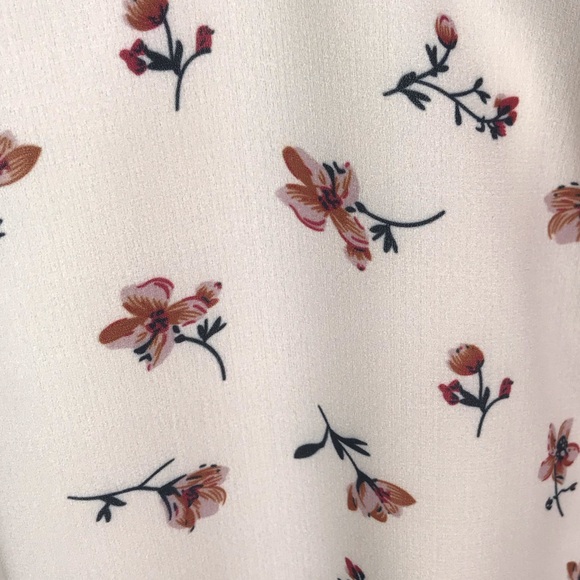 About Us Holly Floral Dress From Revolve - Picture 8 of 9